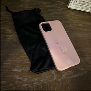 iPhone XR pale pink Loopy case